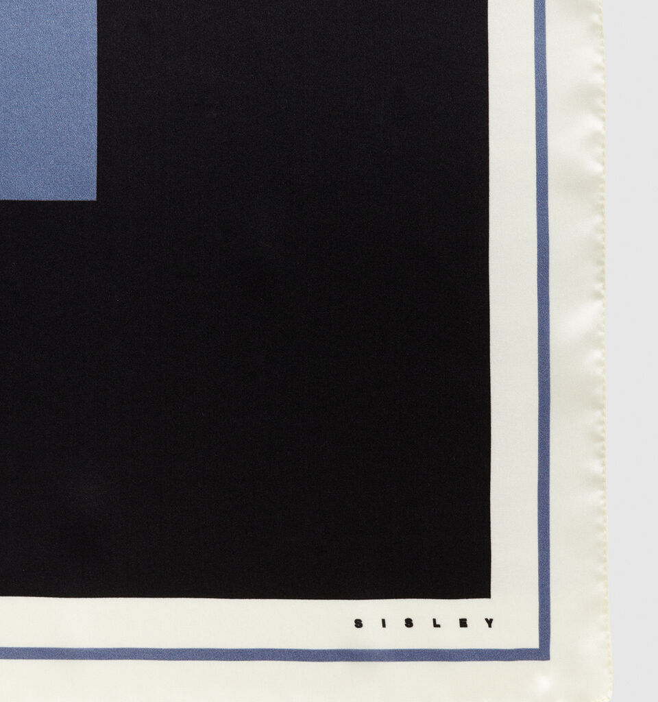 100% silk scarf - null - Multi-color | Sisley image number 2